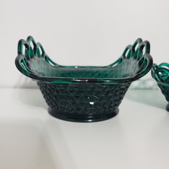 Imperial Glass  Green Laced Edge Diamond pattern bowls - Picture 3 of 10